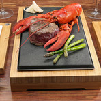 The SteakStones Raised Sharing Steak Plate // Serving Set + SafeHands Bundle