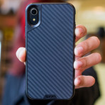 Mous Limitless 2.0 Case // Carbon Fiber (iPhone XR)