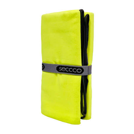 Large Towel (Green Parrot)