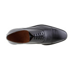 MT2183 // Oxford Shoe // Black (Euro: 41)