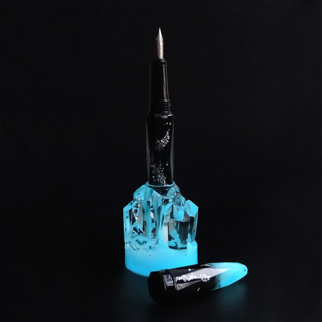 Briolette Pen Stand // Luminous