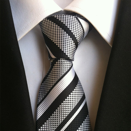 Smith Tie // Grey White Stripe
