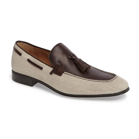 Salvatorre Ferragamo // Faggio 4 Tassel Loafer // Tan (US: 6)