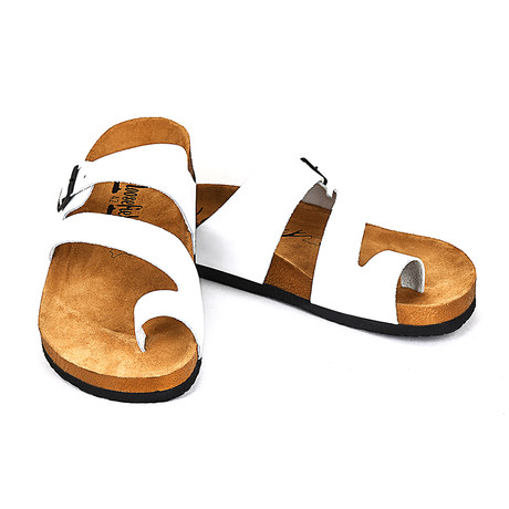 Dangelo Sandals // White (Euro: 40)