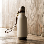 Bottle + Handstrap And Lasso (Gray)