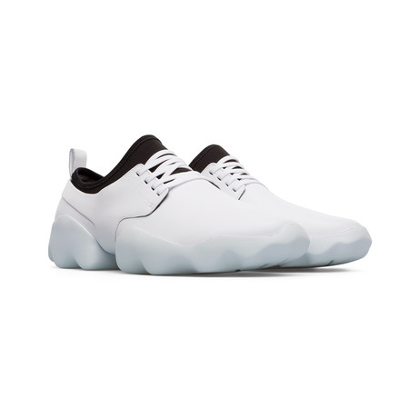 Dub // White + Black (Euro: 40)