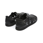 Spray // Black (Euro: 40)