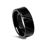 Diagonal Cut Ring // Black (12)