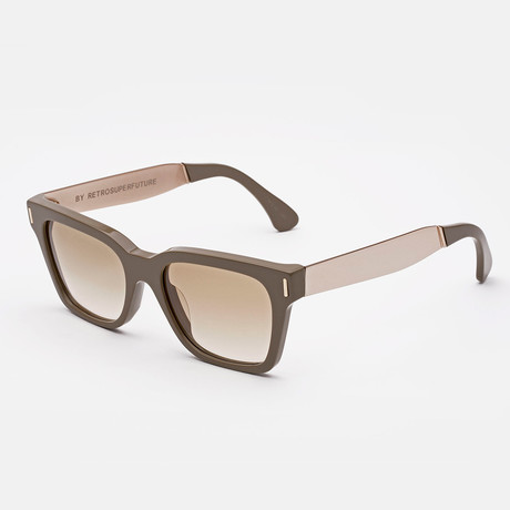 America Francis // Wilda