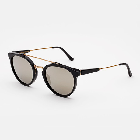 Giaguaro // Black + Ivory