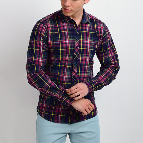 Plaid Long-Sleeve Button Down Shirt // Black + Pink (S)