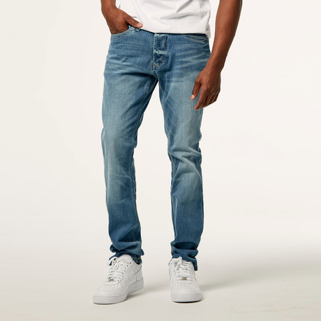 Mike Medium Rise Slim Jeans // Zuma (29)