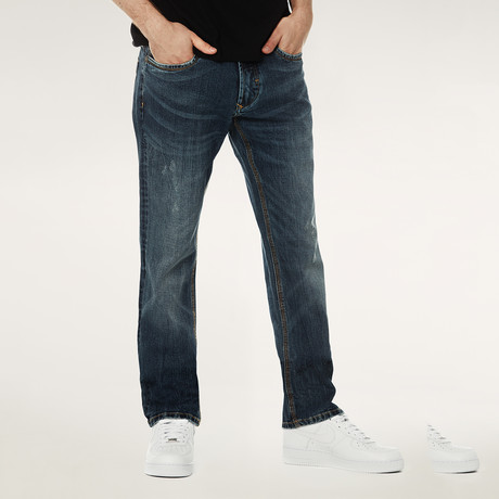 Yoshi Medium Rise Straight Jeans // San Diego (29)