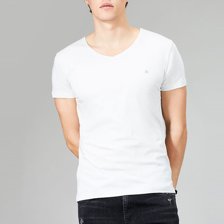 Solid V-Neck T-Shirt // Off-White (XS)