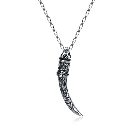 Curved Filligree Tiger's Tooth // Stainless Steel