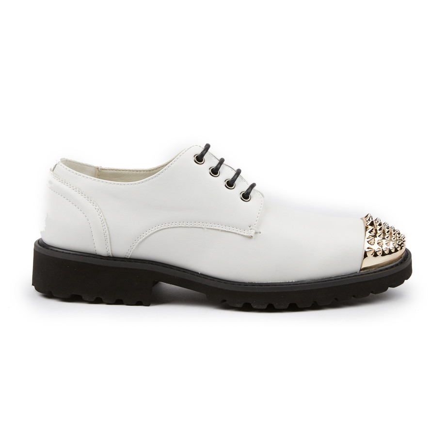 J75 by JUMP - Style-Savvy Leather Shoes - Touch of Modern