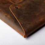 12" Laptop Clutch // Antique Brown