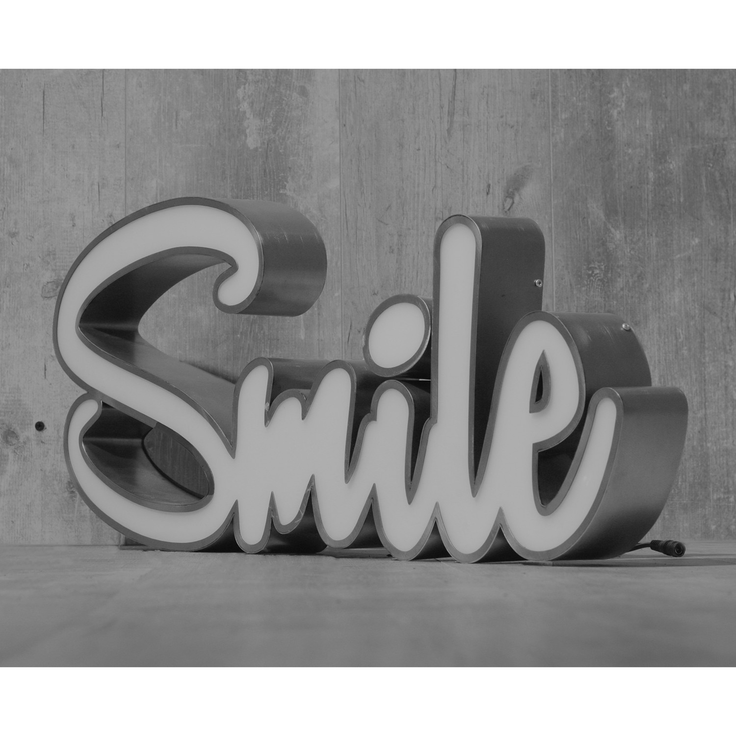 motivational-light-up-words-smile-ilute-touch-of-modern