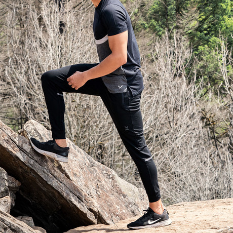 Combat Joggers // Black (S)