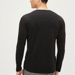 Pressurized Long Sleeve T-Shirt I // Black (M)