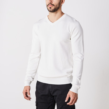 Slim V-Neck Sweater // Off White (S)