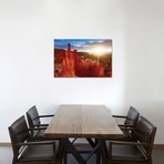 Sunrise, Thor's Hammer, Bryce Canyon National Park, Utah, USA // Matteo Colombo (26"W x 18"H x 1.5"D)