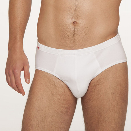 Wilson Classic Briefs // White // 2-Pack (S)