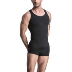 2-in-1 Compression and Posture Support Shirt // Black (X-Large)