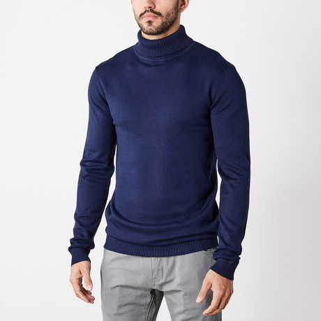 Classic Turtle Neck Sweater // Navy (S)