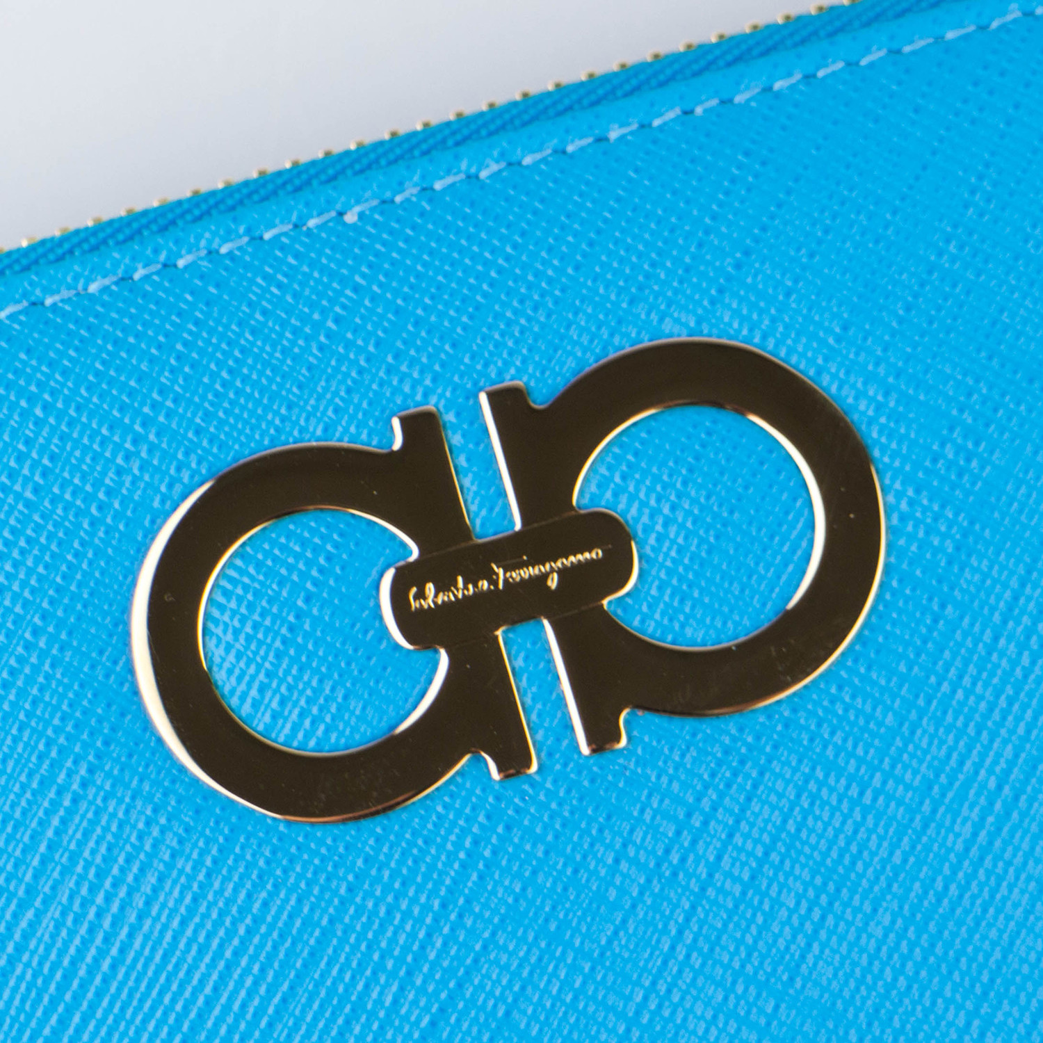 Salvatore Ferragamo // Cielo Leather Double Gancio Zip Wallet // Blue ...