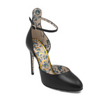 Gucci // Leather Mary Jane Pumps // Black (US: 6)