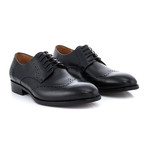 Colin Shoes // Black (US: 8.5)