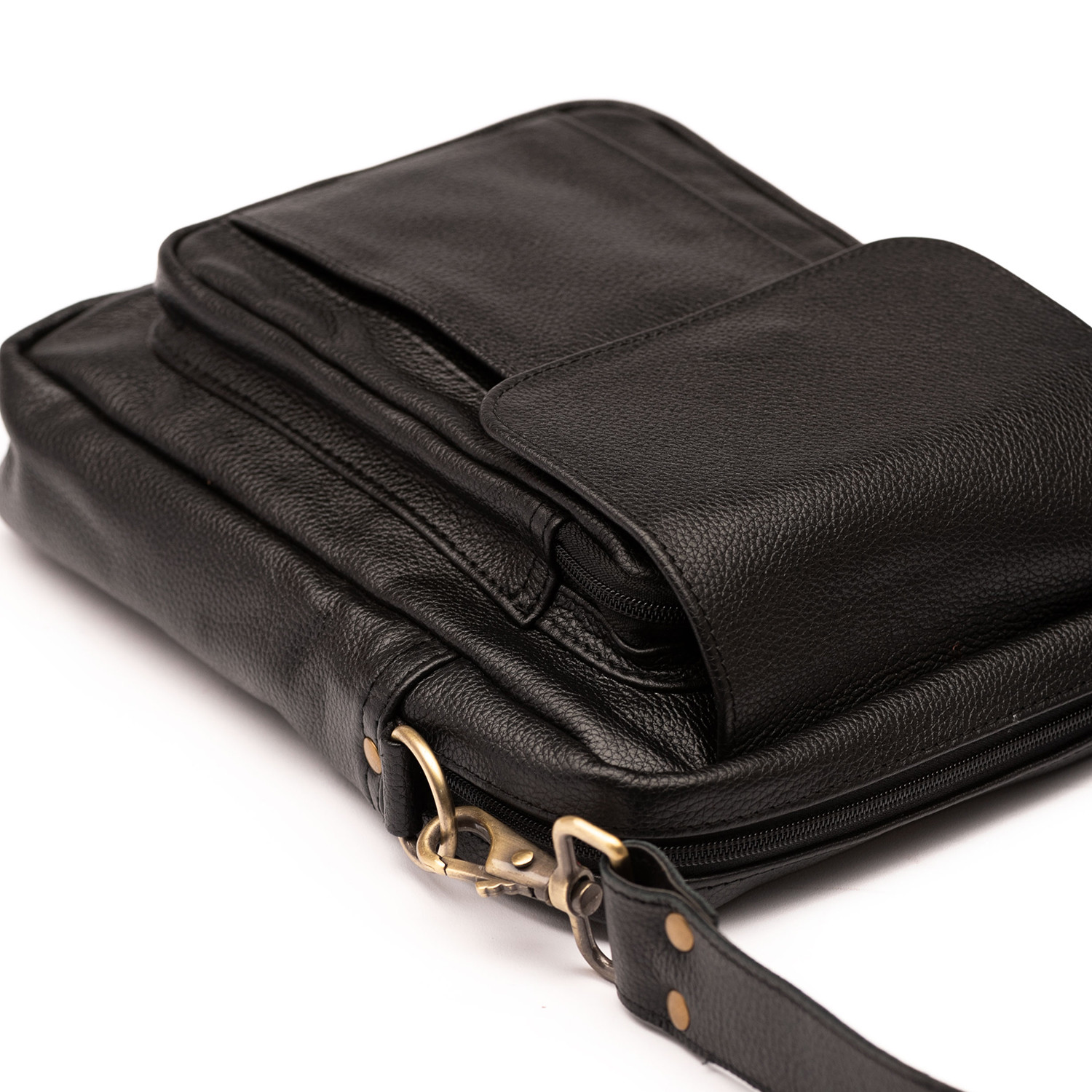 Travelers Leather Cross Body Bag // Black - HIDES Canada - Touch of Modern