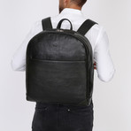 Fero Backpack // Black