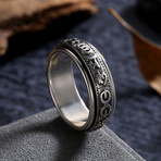 Sterling Silver Hieroglyphics Ingrain Rolling Ring (Size 7)