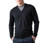 Merino Wool V-Neck Sweater // Black (L)