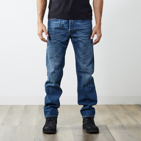 Buster Reg Slim Tapered Jeans // Medium Blue // 30" Inseam (26WX30L)