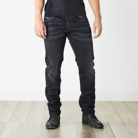 Belther Reg Slim Tapered Jeans // Black // 30" Inseam (26WX30L)