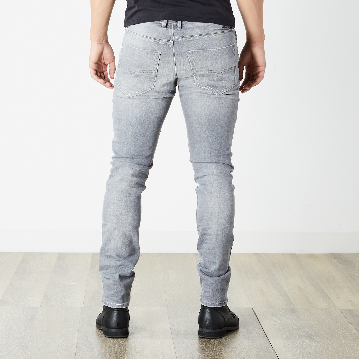 Tepphar Slim Carrot Jeans // Medium Light Gray // 32