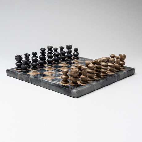 Small // Black Onyx + Brown Onyx // Polished Chess Set