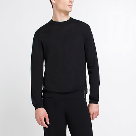 Solid Crew-Neck Sweater // Black (S)