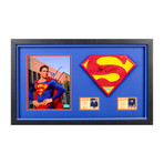 Dean Cain // Lois & Clark The New Adventures of Superman // Framed Photo + 1:1 Scale Superman Emblem