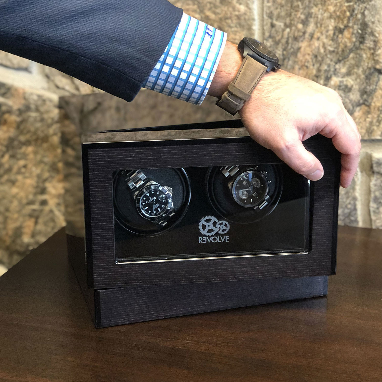 revolve watch