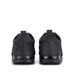 Solo Trainer // Black (UK 11)