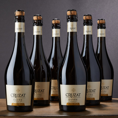 Cruzat Reserve Cuvée Extra Brut Sparkling // Set of 6