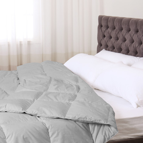 White Duck Down Comforter // Cloud Gray (Twin/Twin Xl)