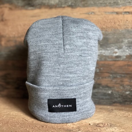 Applique Beanie // Light Gray