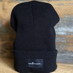 Applique Beanie // Black