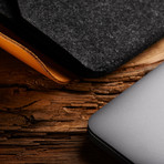 Sleeve // 15-inch MacBook Pro (Tan)