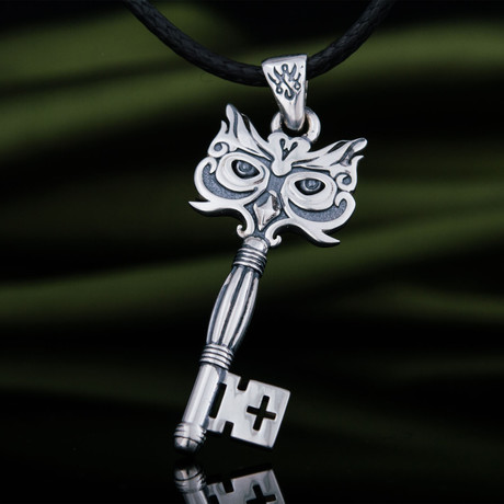 Owl Key Pendant + CZ Gem // Silver